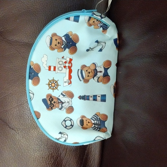 NWT Fashion Bears Makeup Bag and Jewelry - Picture 1 of 16